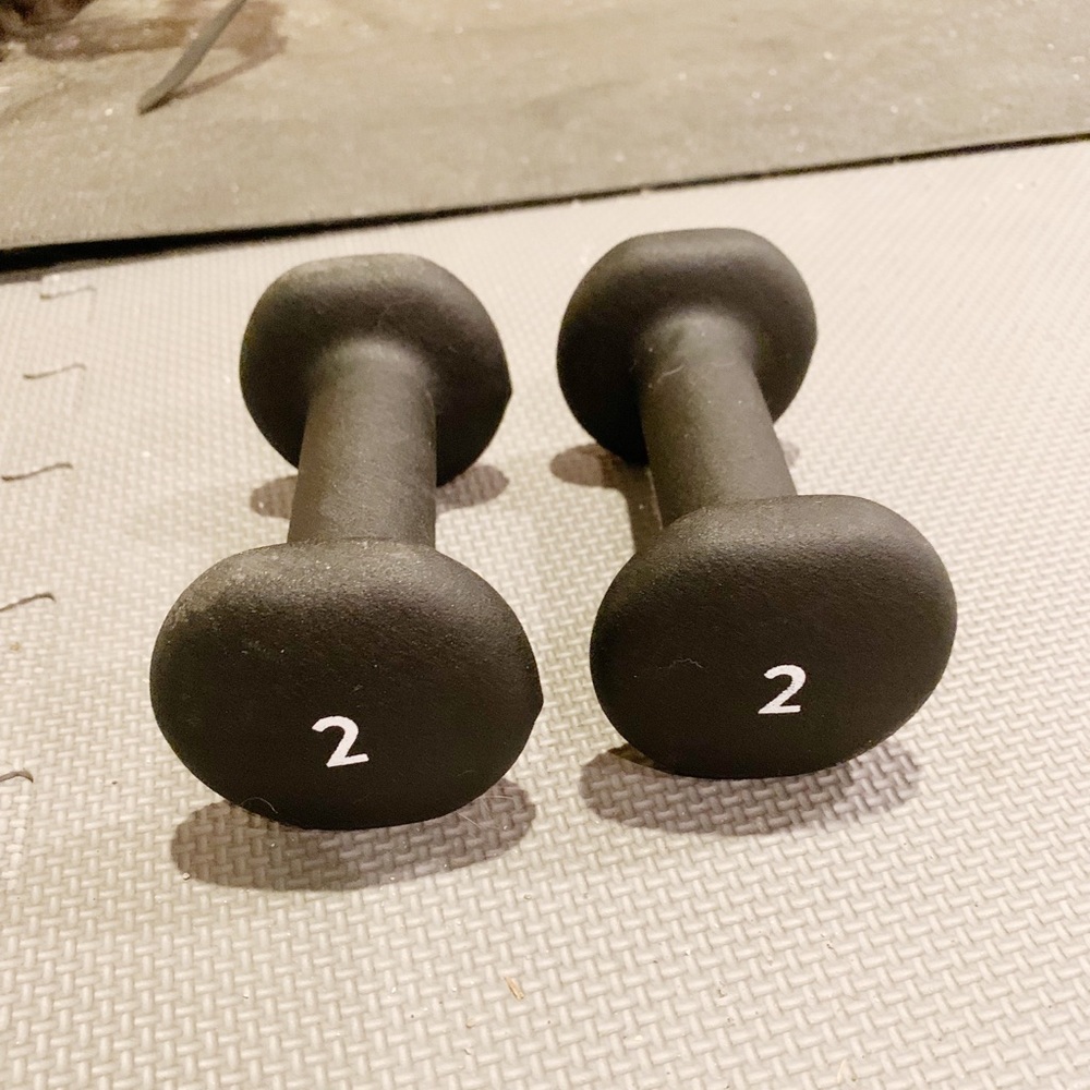 Peloton 2 lb weights. Designed to fit with the Peloton bike